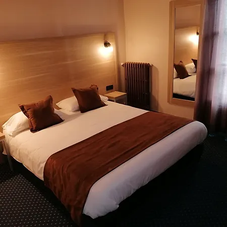 Logis Saint Jacques Hotel