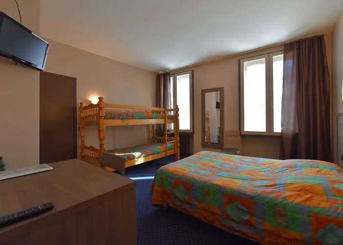 Logis Saint Jacques 2* Valence (Drome)