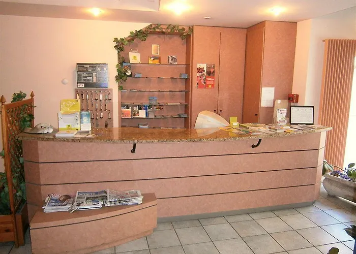 Logis Saint Jacques Hotel 2*