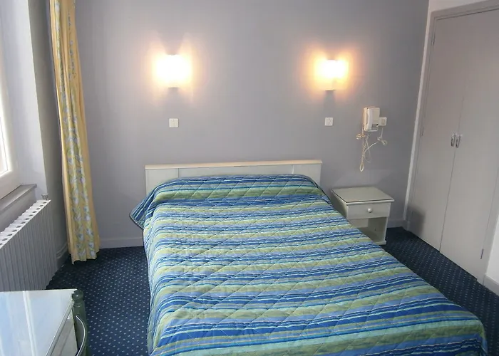 Hotel Logis Saint Jacques Valence (Drome)