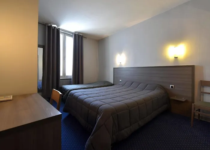 Hotel Logis Saint Jacques