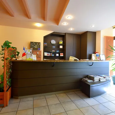 Logis Saint Jacques 酒店