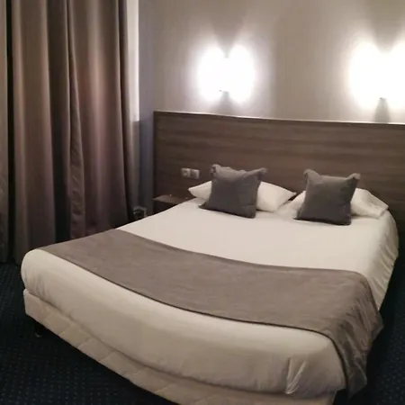 Logis Saint Jacques Szálloda Valence