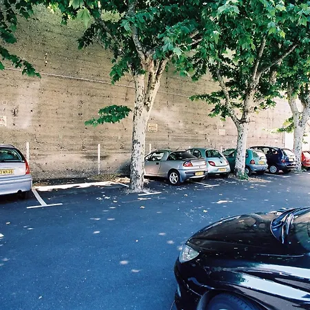 Logis Saint Jacques 2* Valence
