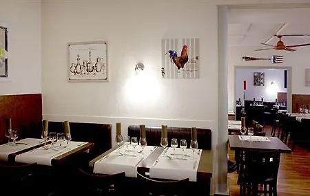 Hotel Logis Saint Jacques