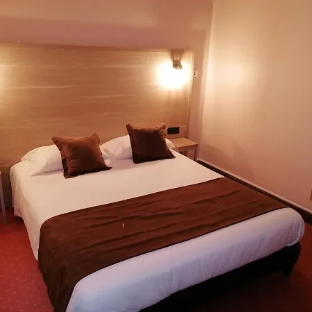 Szálloda Logis Saint Jacques 2*