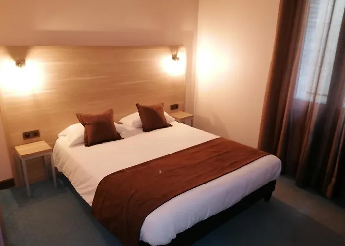 Szálloda Logis Saint Jacques 2*