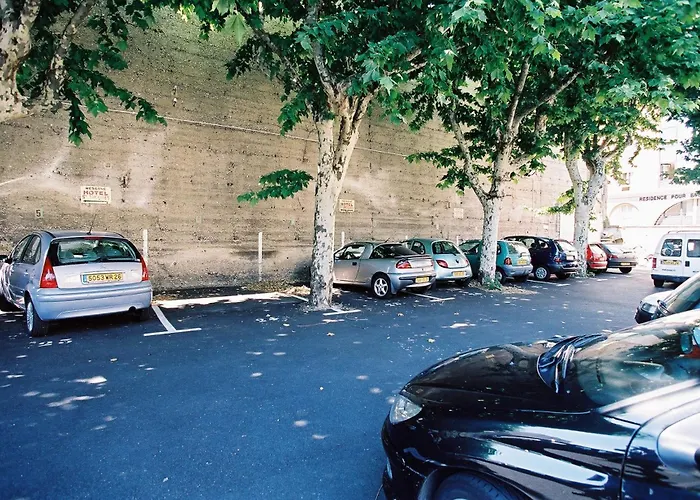 Logis Saint Jacques 2* Valence