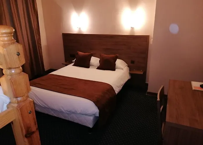 Hotel Logis Saint Jacques 2*